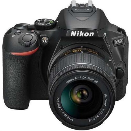 Nikon D5600 18-55mm + 70-300mm VR Kit