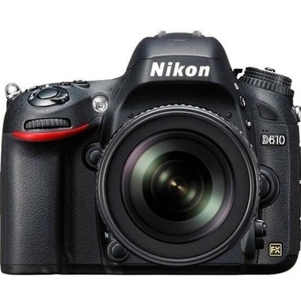 Nikon D610 24-85mm VR Kit