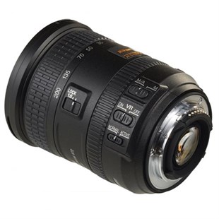 Nikon AF-S 18-200mm f/3.5-5.6G ED DX VR II Lens