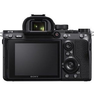 Sony A7 III + Sony 35mm F/2.8 Lens Kit