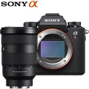 Sony A7R III 24-70mm f/2.8 GM Lens Kit