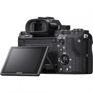 Sony A7S II + 35mm f/1.4 Zeiss Lens Kit
